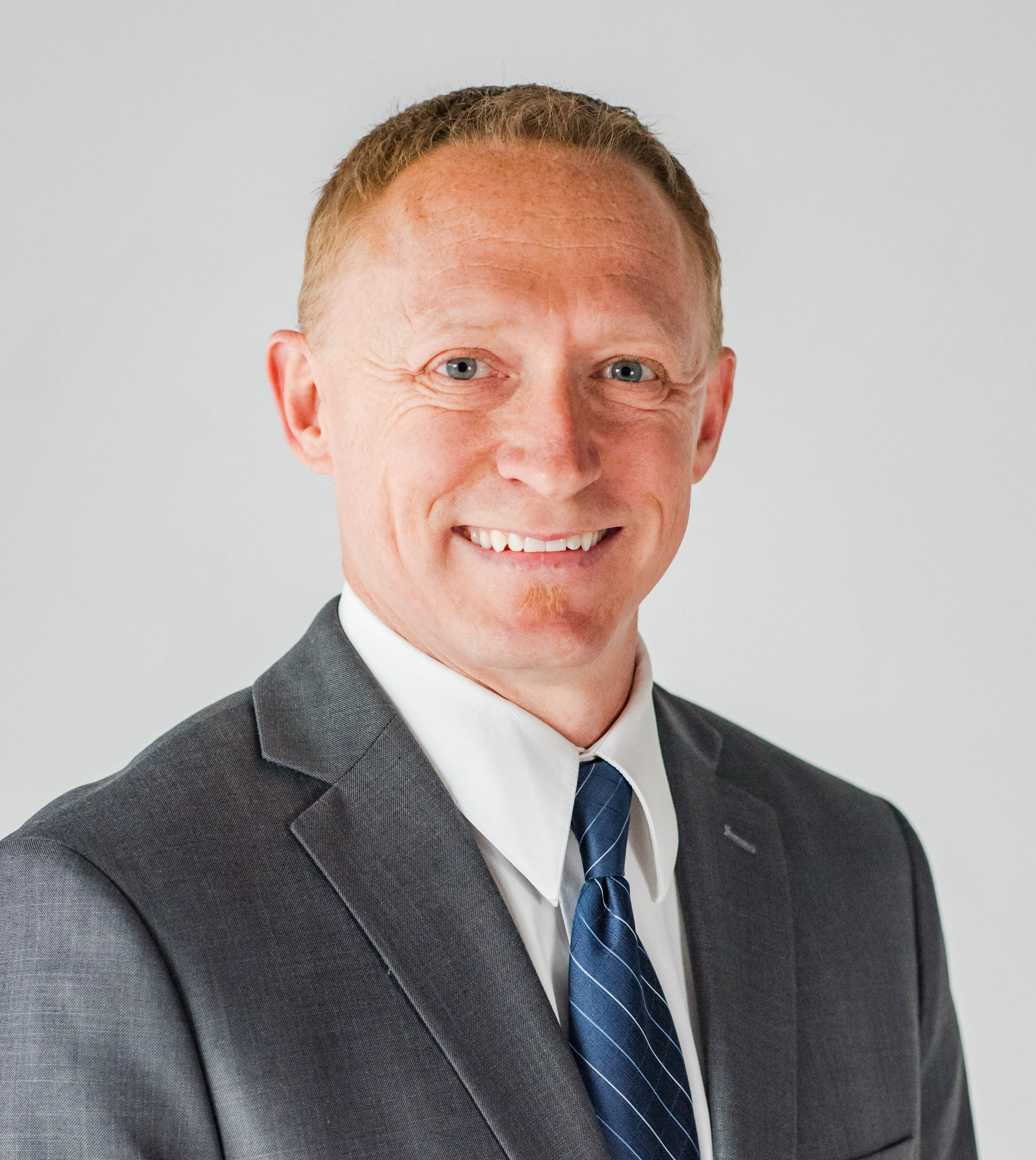 George Robertson Headshot